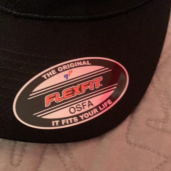 New DC Hat - Picture 6 of 6